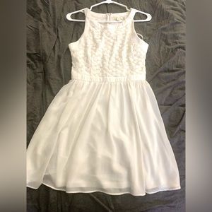 White floral dress,size small